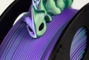 Трехцветный PLA шелк фиолетовый зеленый желтый пластик Bestfilament для 3D-принтеров 1 кг (1,75 мм) Трехцветный PLA шелк фиолетовый зеленый желтый пластик Bestfilament для 3D-принтеров 1 кг (1,75 мм)