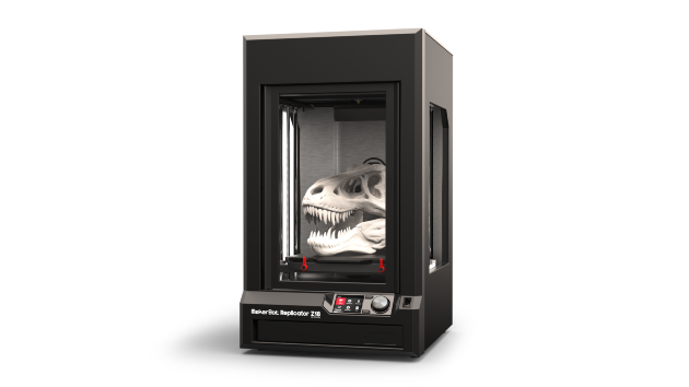 3D принтер MakerBot Replicator Z18 MakerBot Replicator Z18 - 3d-принтер с одним экструдером для создания сверхбольших объектов. Область печати: 30.5 х 30.5 x 45.7 см. 