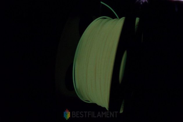 Пробник светящегося PLA-пластика Bestfilament, цвет лимонный, 1.75 мм Светящийся PLA пластик для 3D-принтера. Диаметр 1,75 мм.